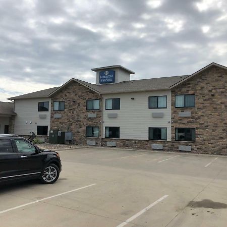 Cobblestone Inn & Suites - Denison | Oak Ridge Экстерьер фото