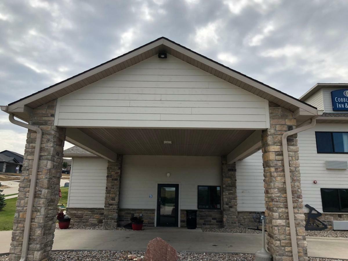 Cobblestone Inn & Suites - Denison | Oak Ridge Экстерьер фото